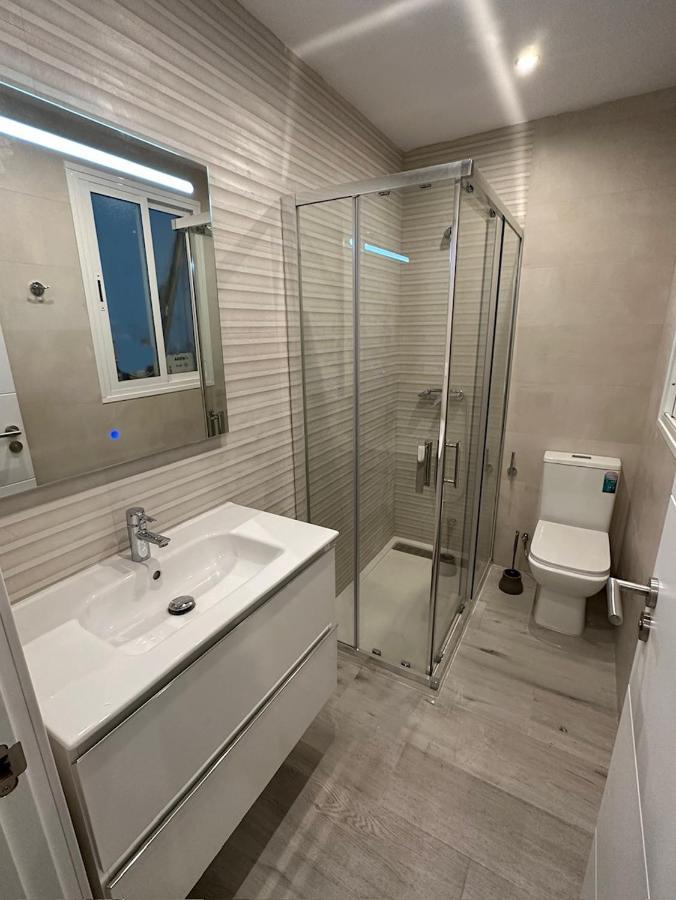 Apartamento Bi-apartamento Bonito Y Coqueto Junto Corte Ingles Centro